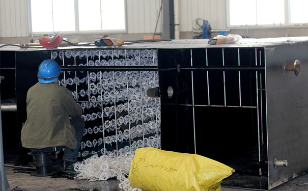 一體化污水處理設備填料安裝